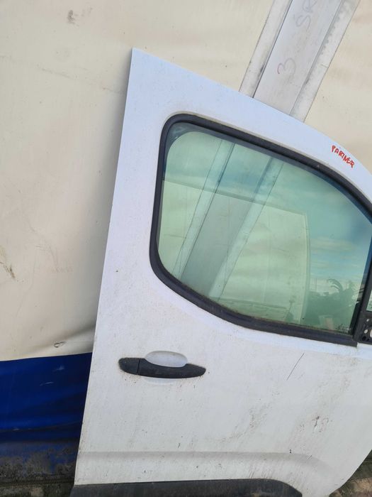 Peugeot Partner III drzwi przód prawe Berlingo IV