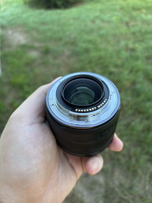 Обєктив canon rf 35mm f1.8 macro