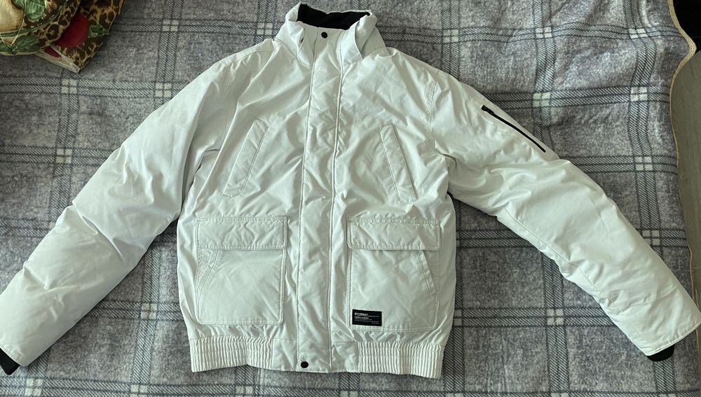 Зимовий пуховик Everest