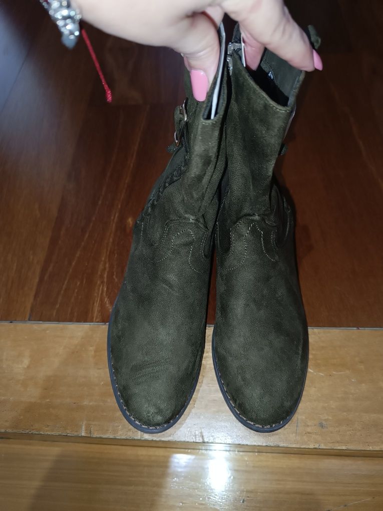Botas verde escuro