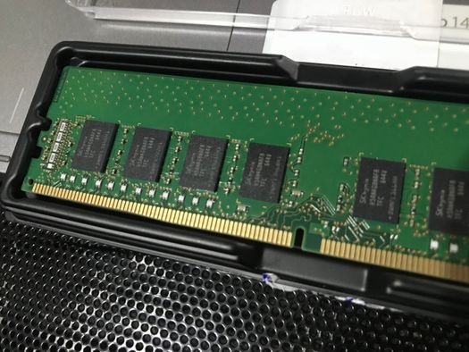 Память 8GB RAM DDR4 DELL Server Hynix 2133МГц