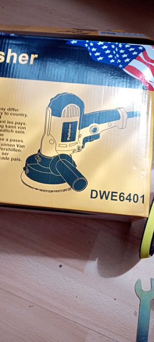 Polerka samochodowa 700w+akcesoria