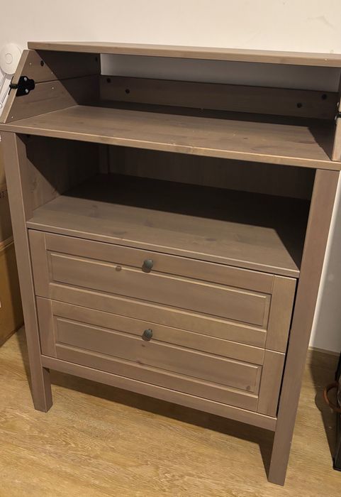 Przewijak składany z szufladami