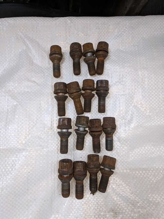 Болти колісні Peugeot/Citroen M12*1.25 Ключ 17