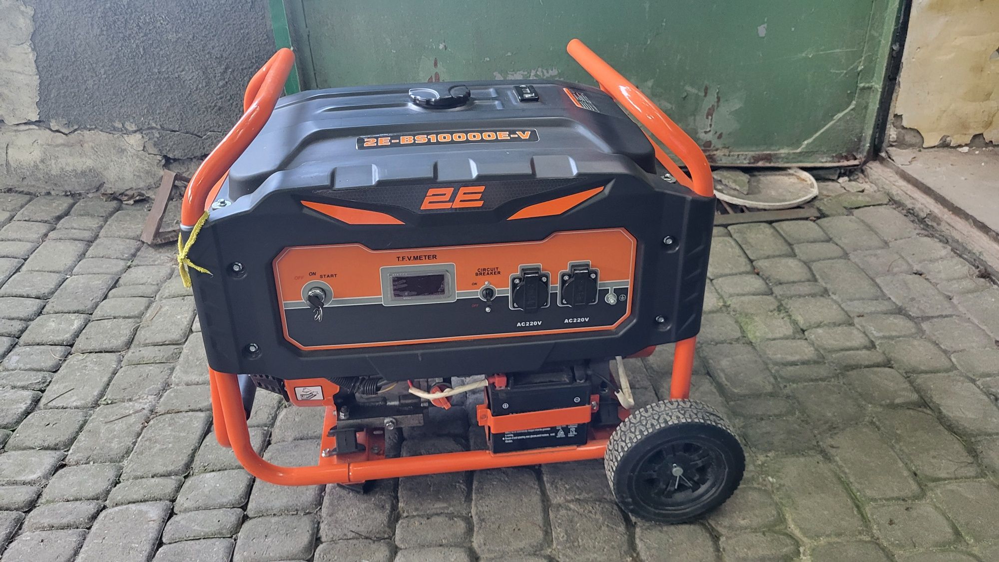 Бензиновий генератор 2E-BS10000E-V