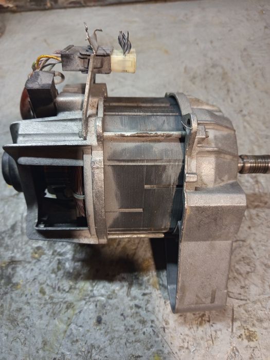 Продам мотор со стиралки