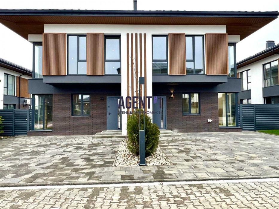 Квадрекс в збудованому котеджному містечку, Петропавлівська Борщагівка