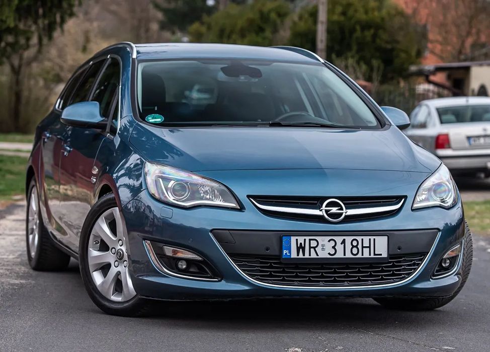 Opel Astra 2.0CDTI 165KM Bixenon Grzana Kierownica Fotele Nav Kamera Tempomat PDC