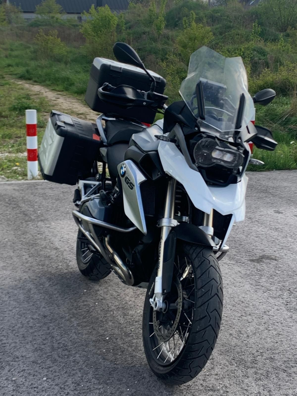 BMW GS 1200 od motocyklisty