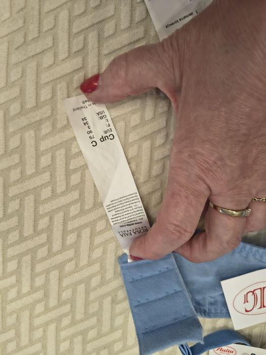 Piekny nowy komplet bielizny błękitny rozmiar 36 +75C