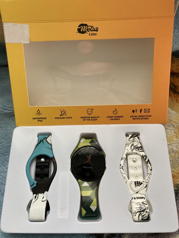 Zegarek Nóweczka Smartwatch Bluetooth Motus Color + 3 kolorowe paski.