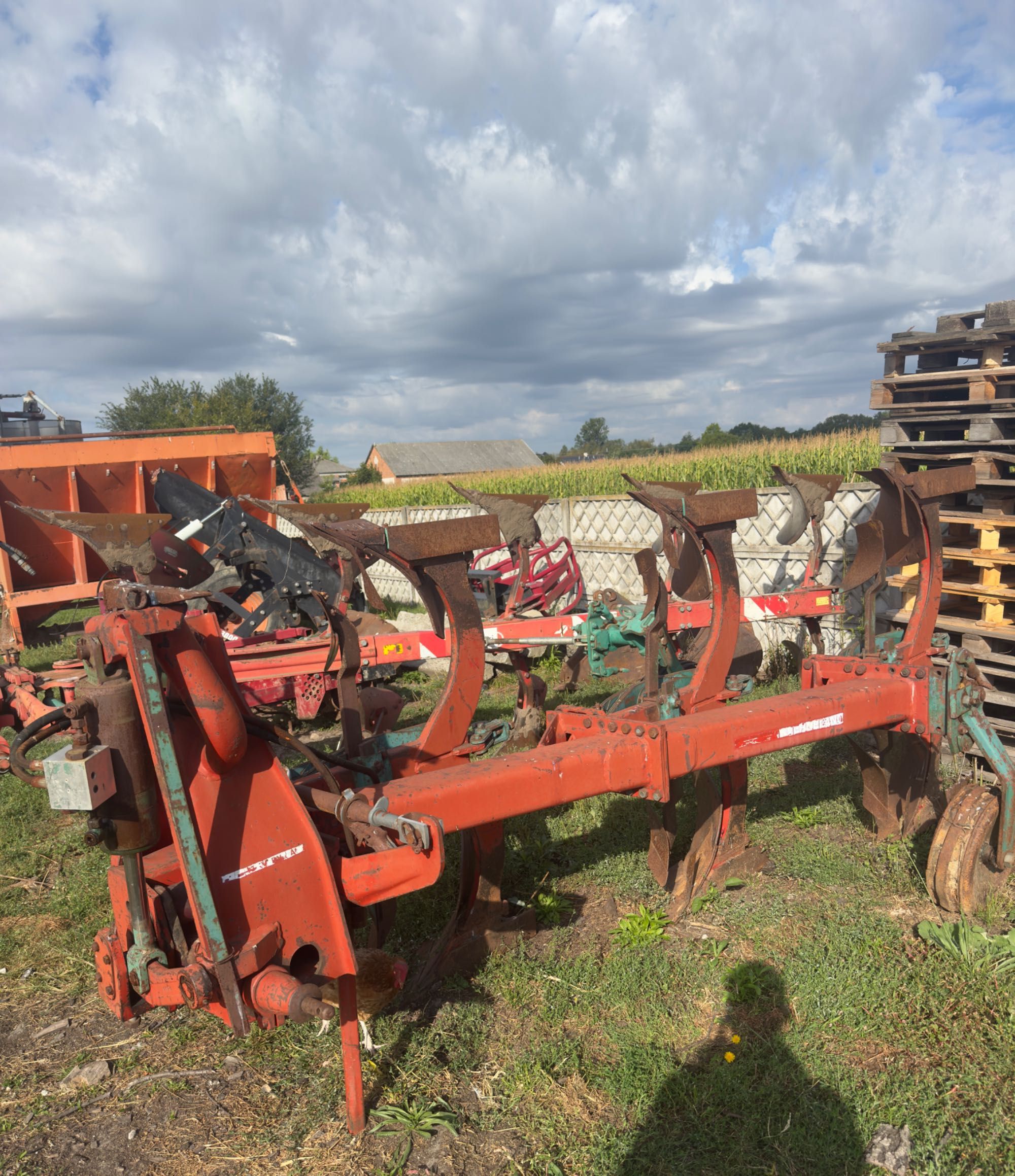 Plug Kverneland,3,resor,overum,kuhn