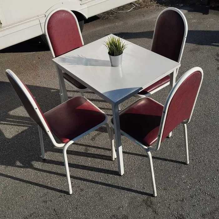 Conjunto Mobiliário