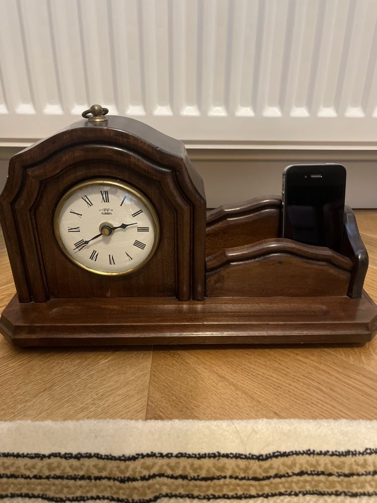 Zegar na biurko drewniany