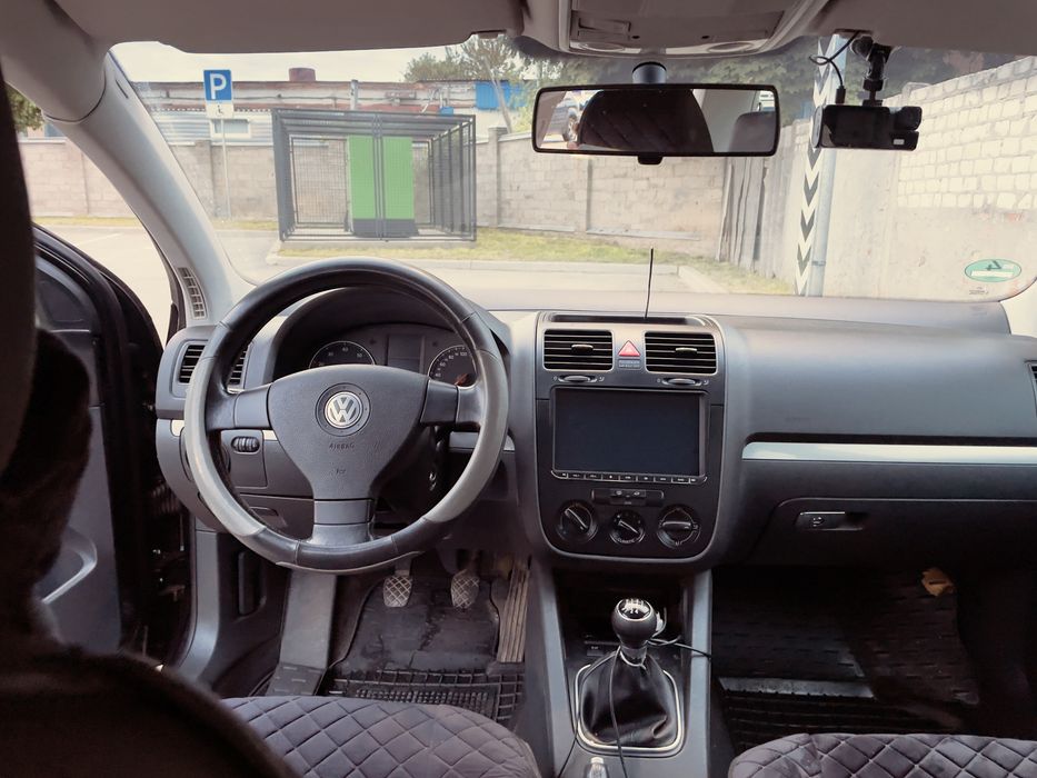 Golf 5. 1.6 MPI. 2006