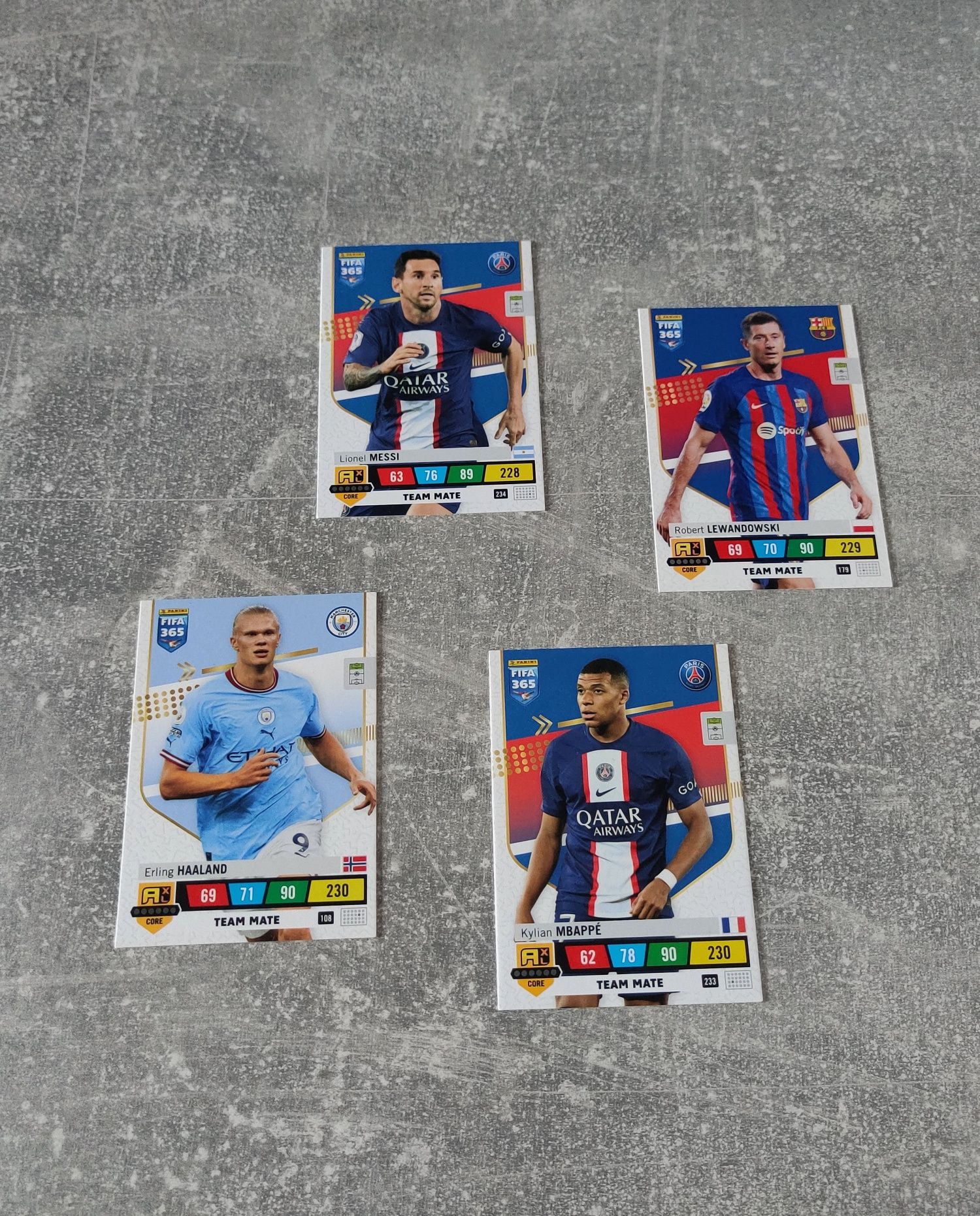 Karty 2023 FIFA 365 Messi/Lewandowski/Haaland/Mbappe/Tanio