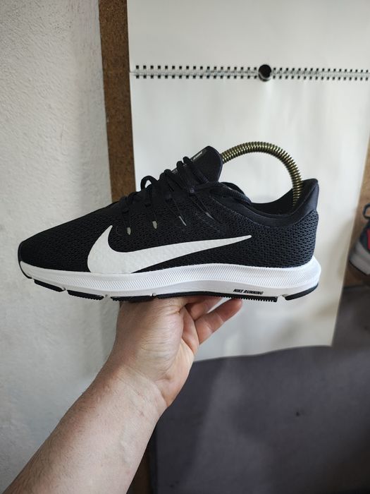 Buty sportowe jak nowe Nike Quest. Rozmiar 38.5