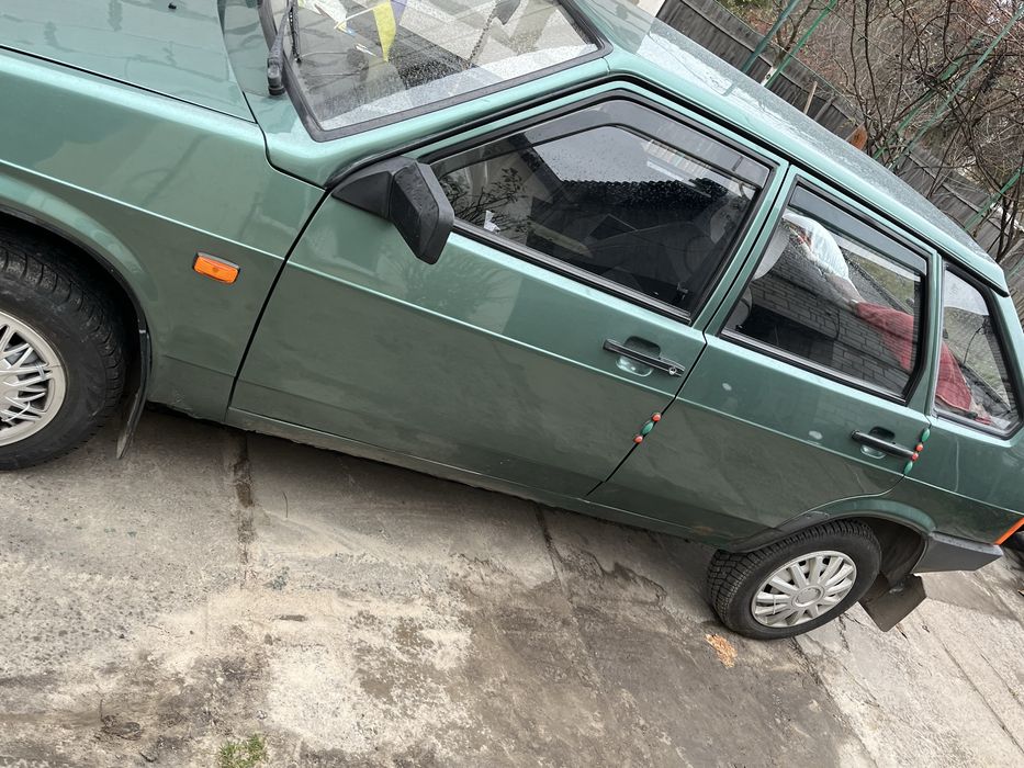 Продам ваз 2109 в