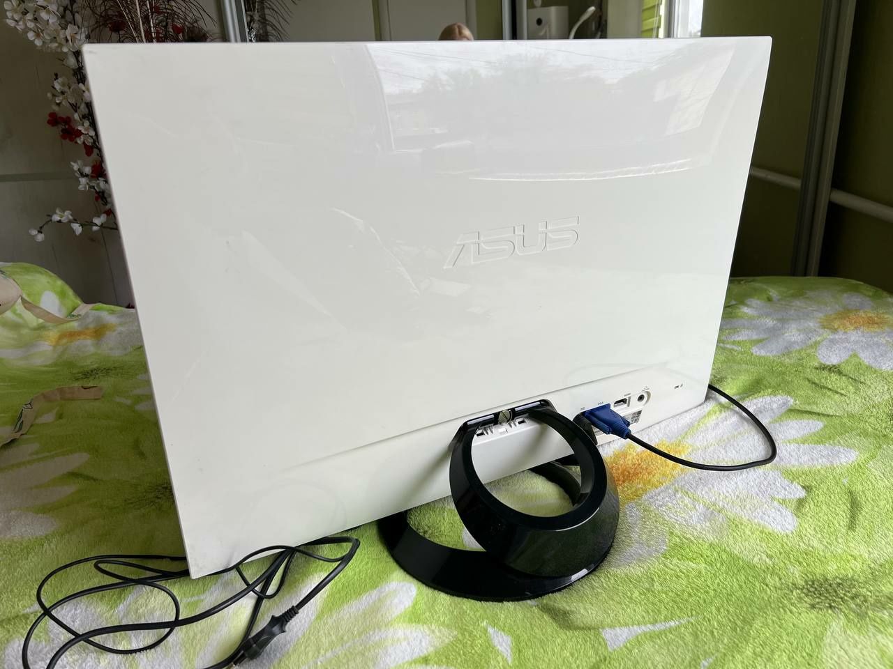 Монитор Asus 24 дюйма HDMI