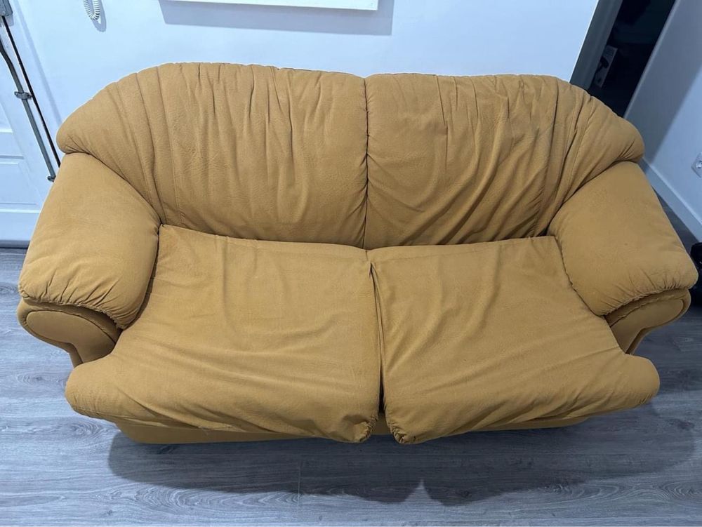 Sofa cama amarelo