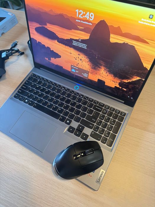 Lapyop Lenovo legion 5 i7 + akcesoria jak nowka