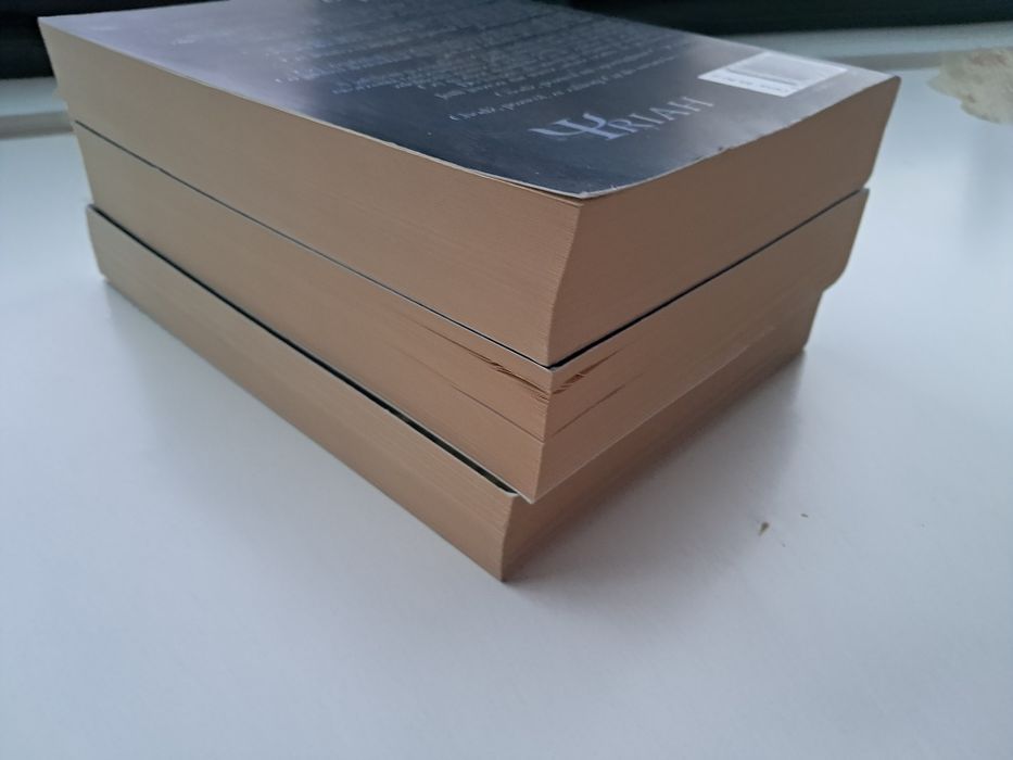 Trylogia Gwiezdne dzieci tomy 1-3 Anna Głowacz