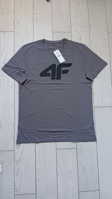 Nowy! Oryginalny 4F T-shirt XL ciemno szary z duzym czarnym logo (214)