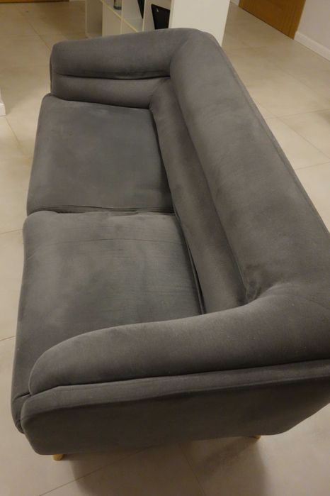 Oddam za darmo kanapę trzyosobową