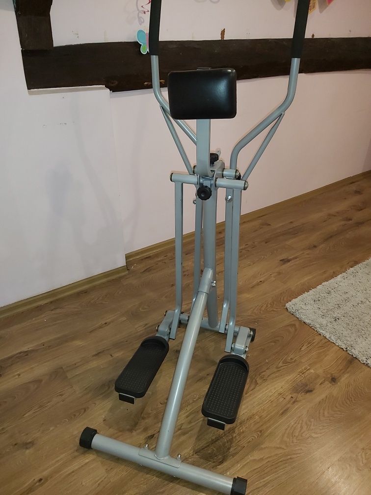 Orbitrek, cross trainer