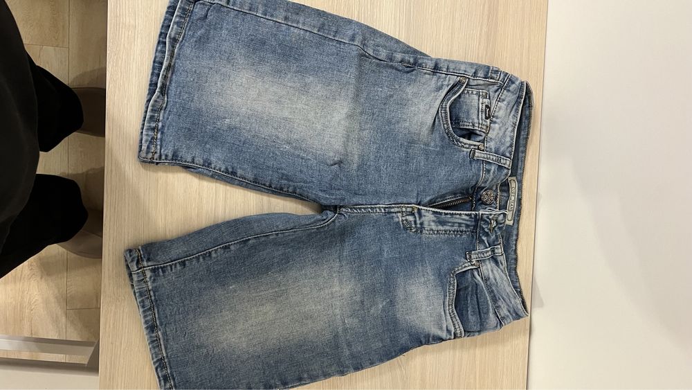 Шорти джинсові. Майже нові