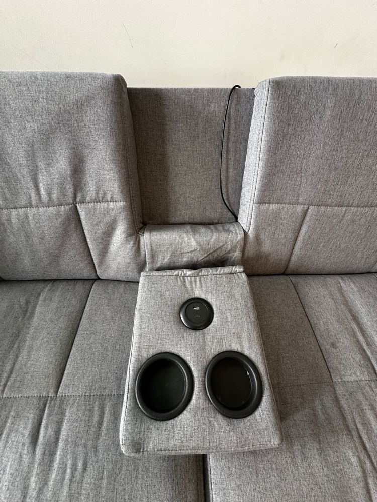 Sofá-Cama com Suportes para Copos Tecido Cinzento-Claro