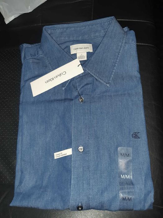 Джинсовая рубашка мужская Calvin Klein.