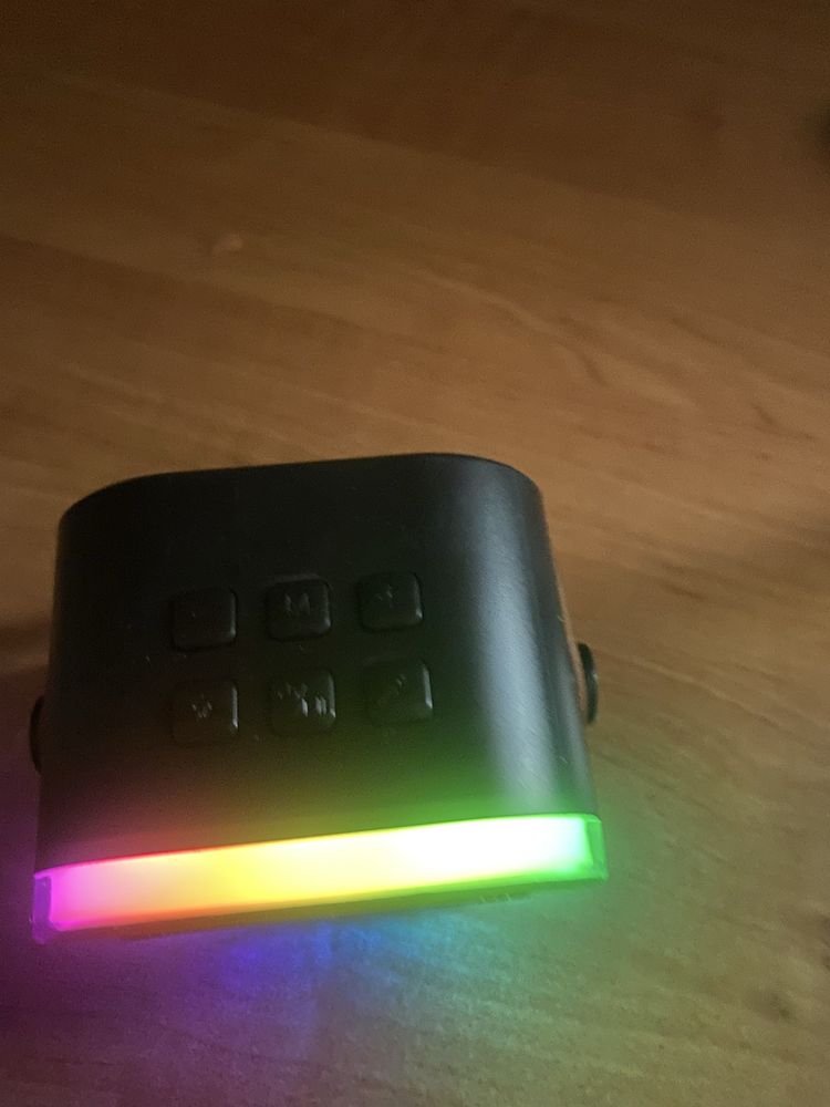 Glosnik bluetooth