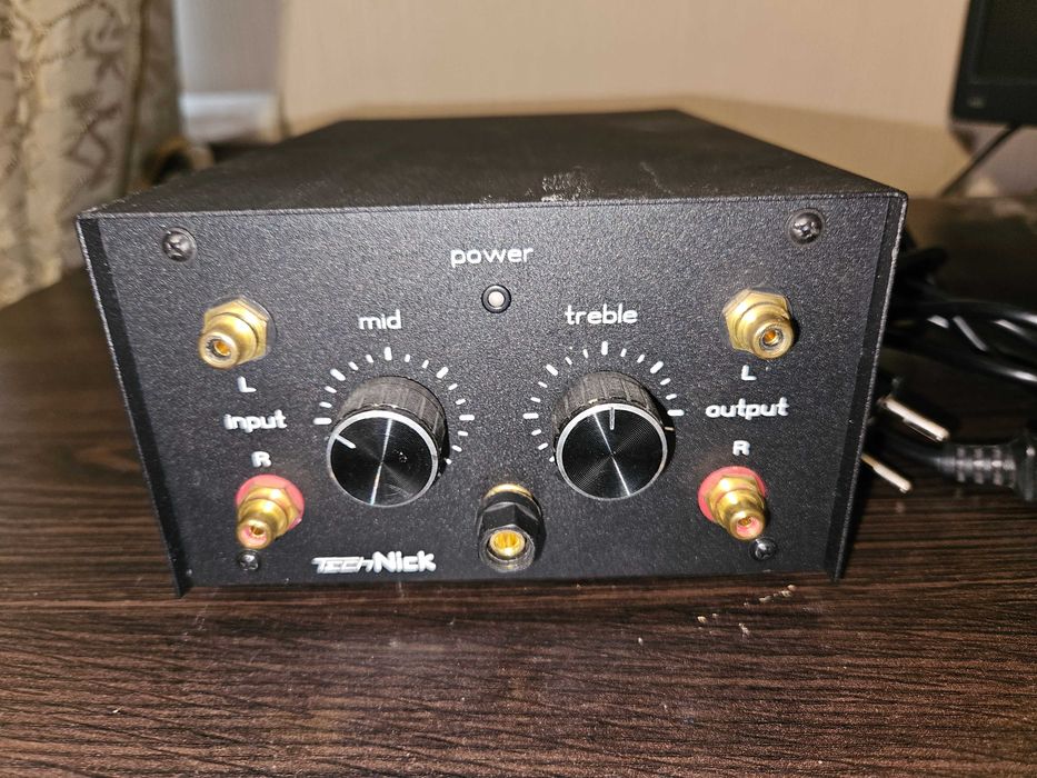 Фонокоректор TechNick