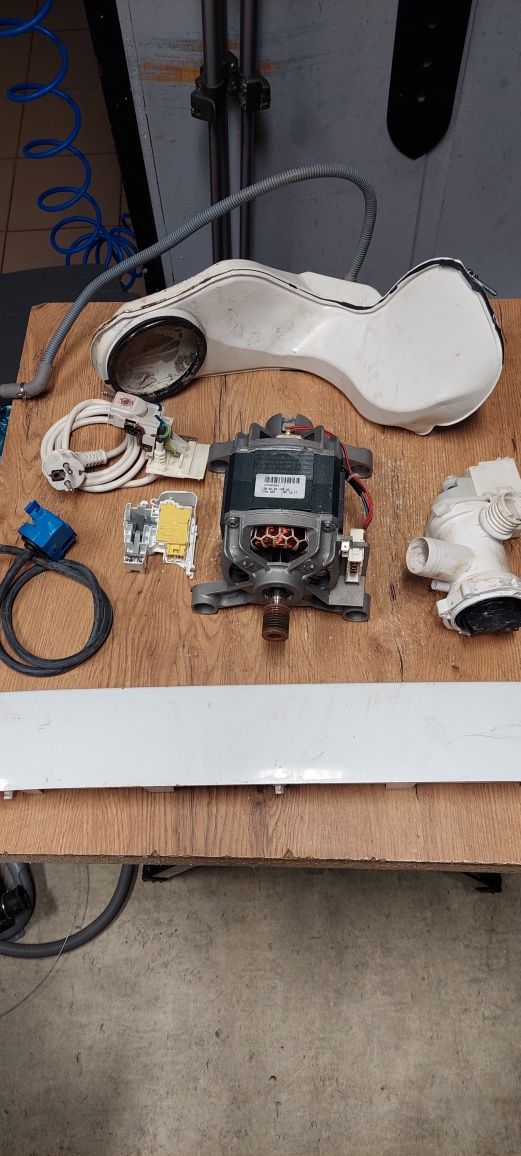 Pralko suszarka części Hotpoint Ariston Aqualtis