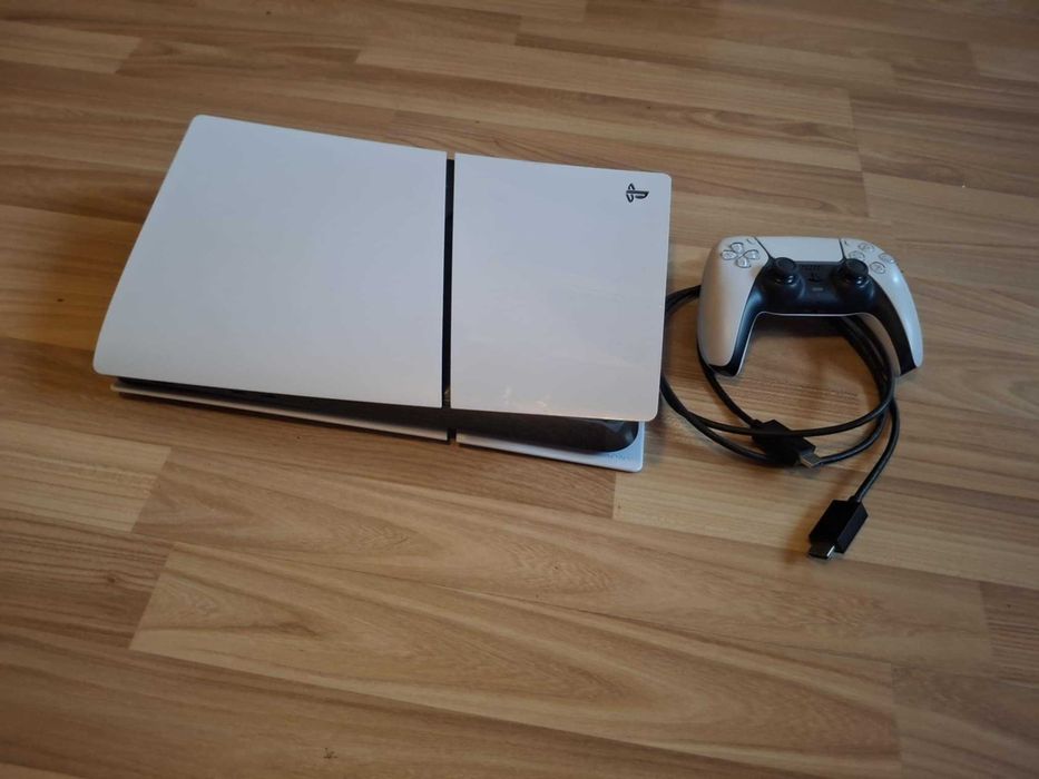 Konsola PS5 Digtal Edition 1000gb z + pad (gwarancja na 5lat)