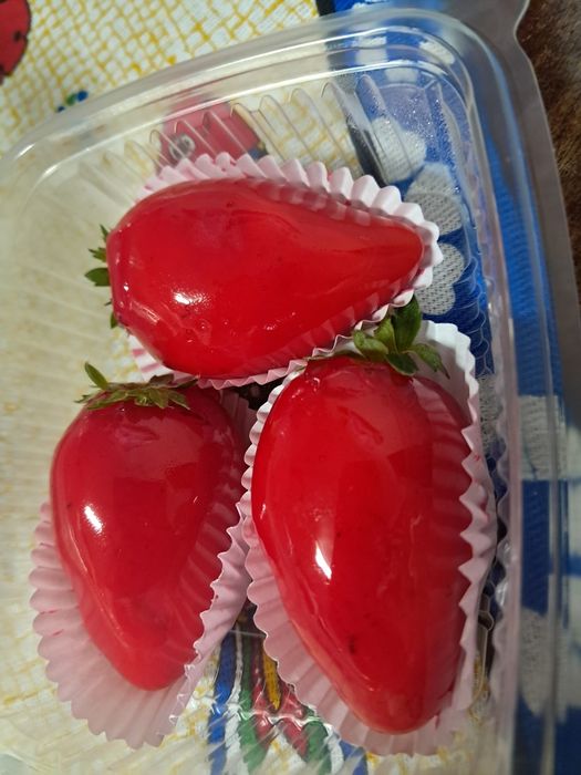 Vendo morango do amor