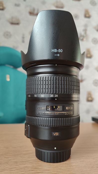Об'єктив Nikon 28-300mm f/3.5-5.6G ED VR повний кадр, стабілізація