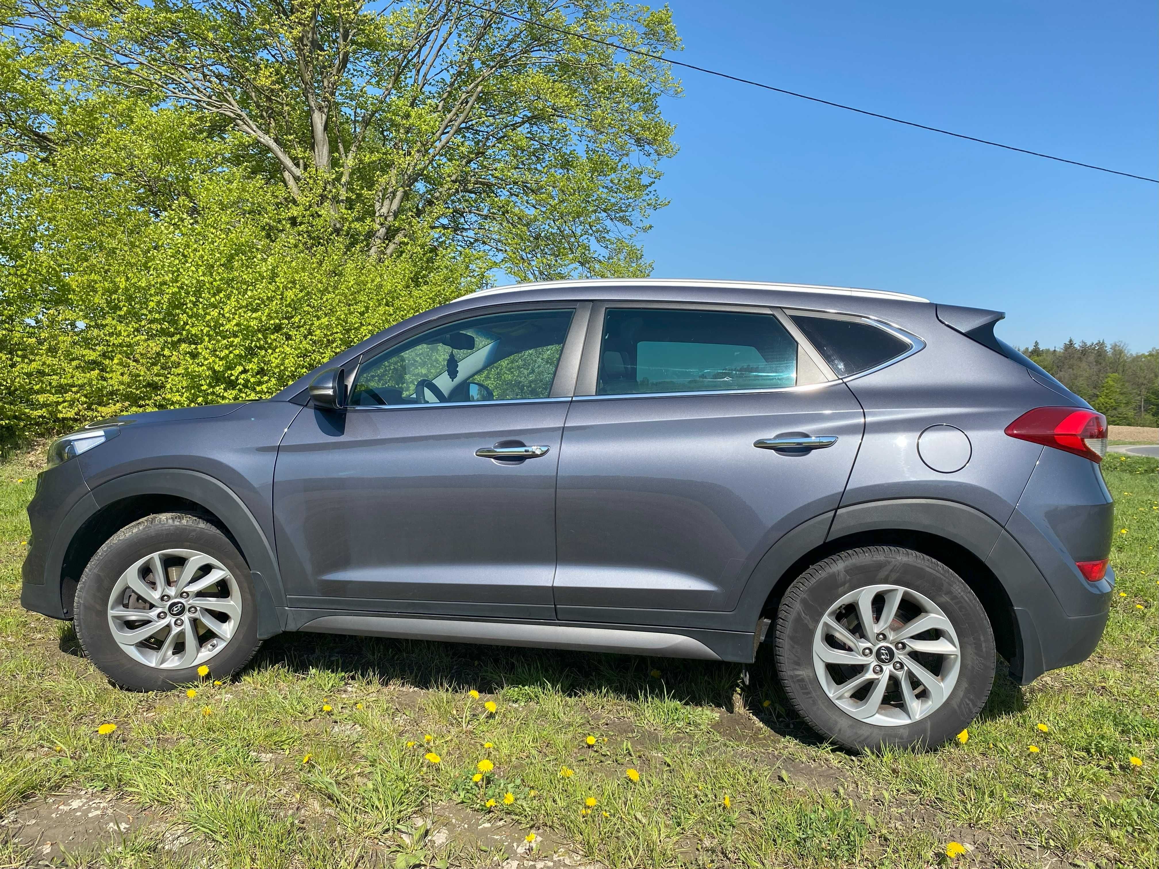 Hyundai Tucson 1.7 CRDI (141 PS) BlueDrive Style 2WD salon Polska