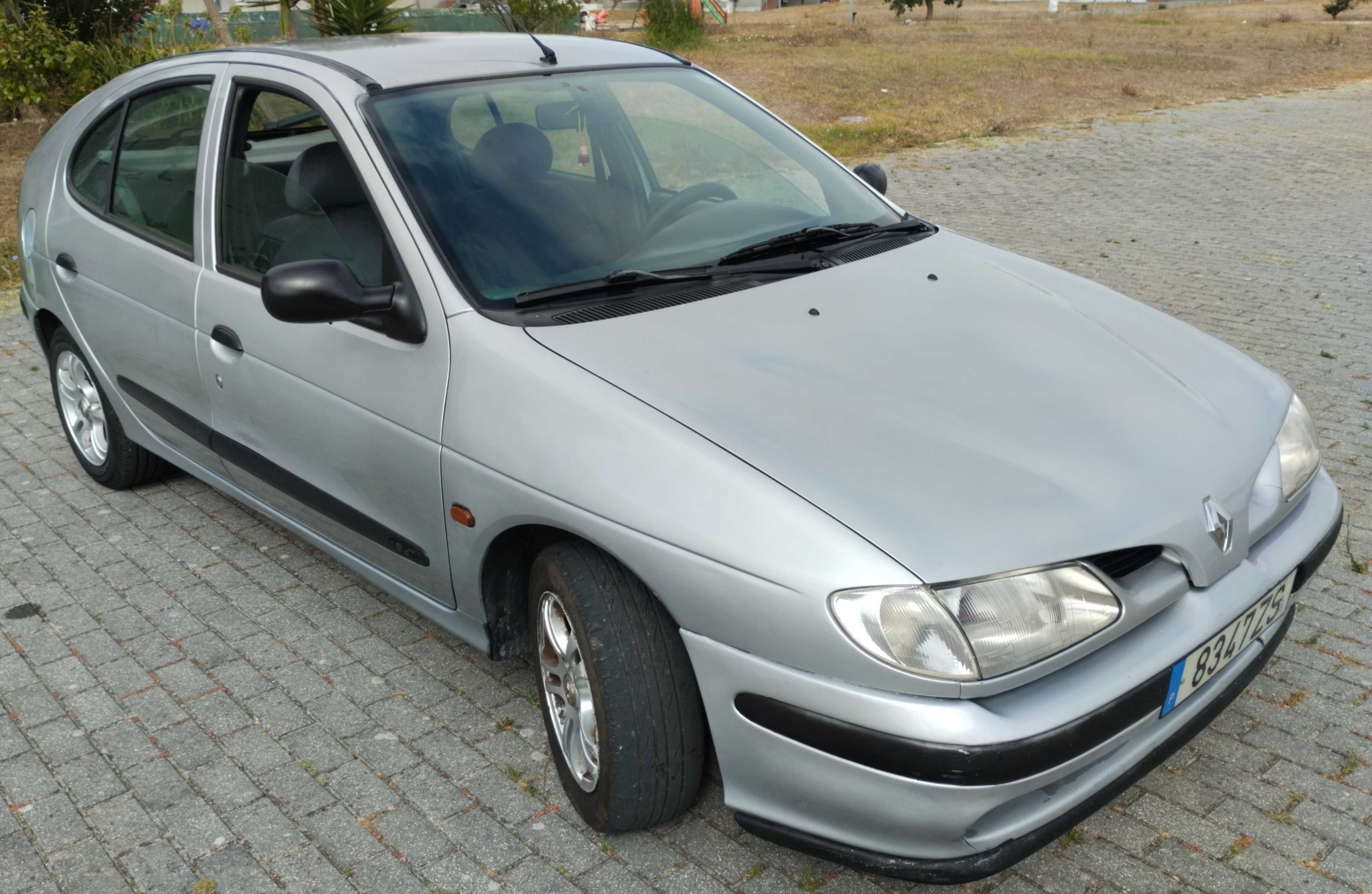 Renault Megane 1.9 DTi 5 lugares