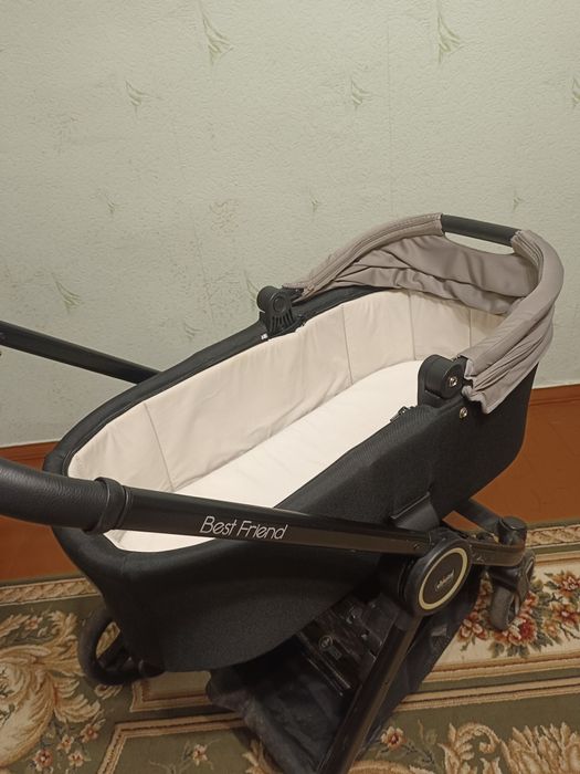 Коляска-люлька і сидяча Chicco