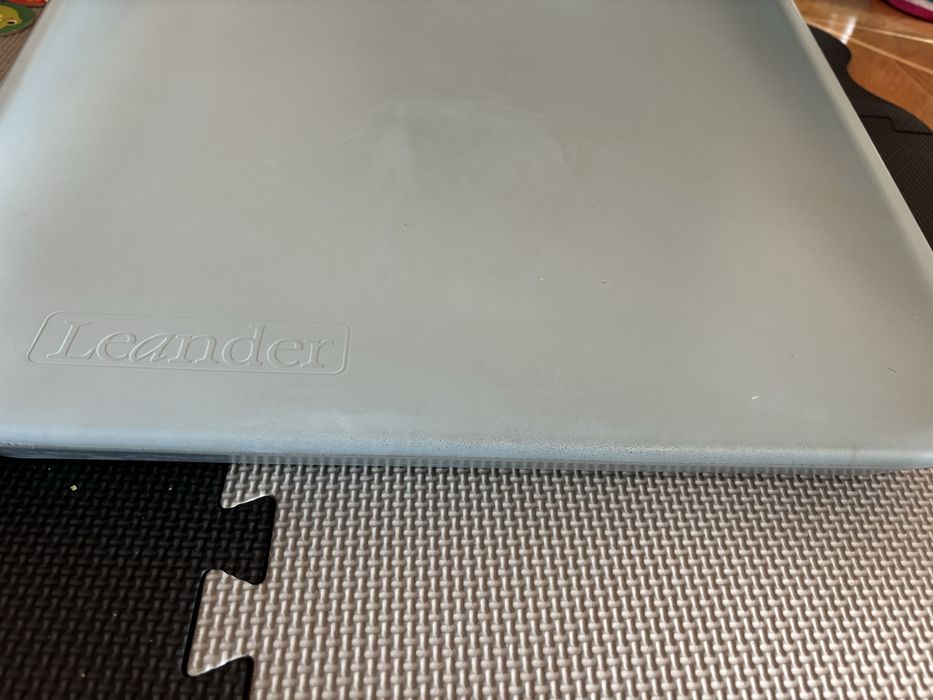 Błękitny przewijak Leander