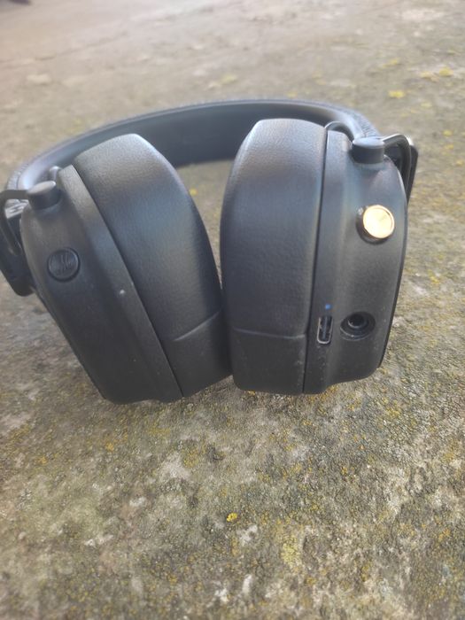 Headphones marshall