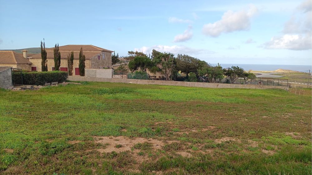 Vende-se terreno para construcao Porto Santo
