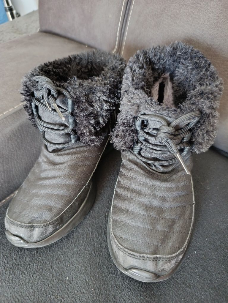 Zimowe buty Nike z futerkiem