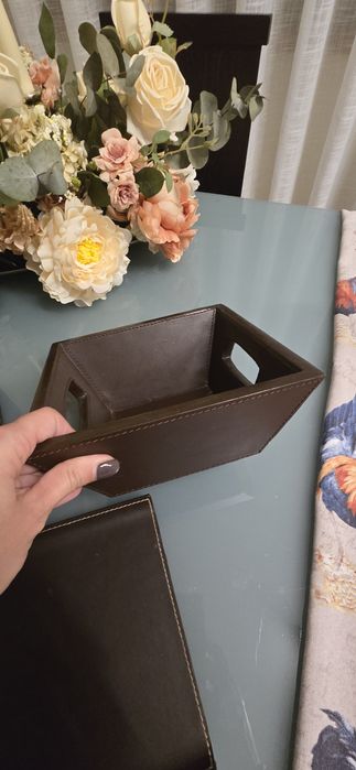 Conjunto de Revisteiro e Despeja Bolsos