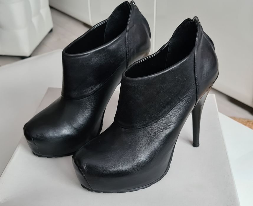 Skórzane BOTKI na wysokim obcasie gino rossi