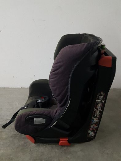 Cadeira de bébé/criança da Chicco para carro