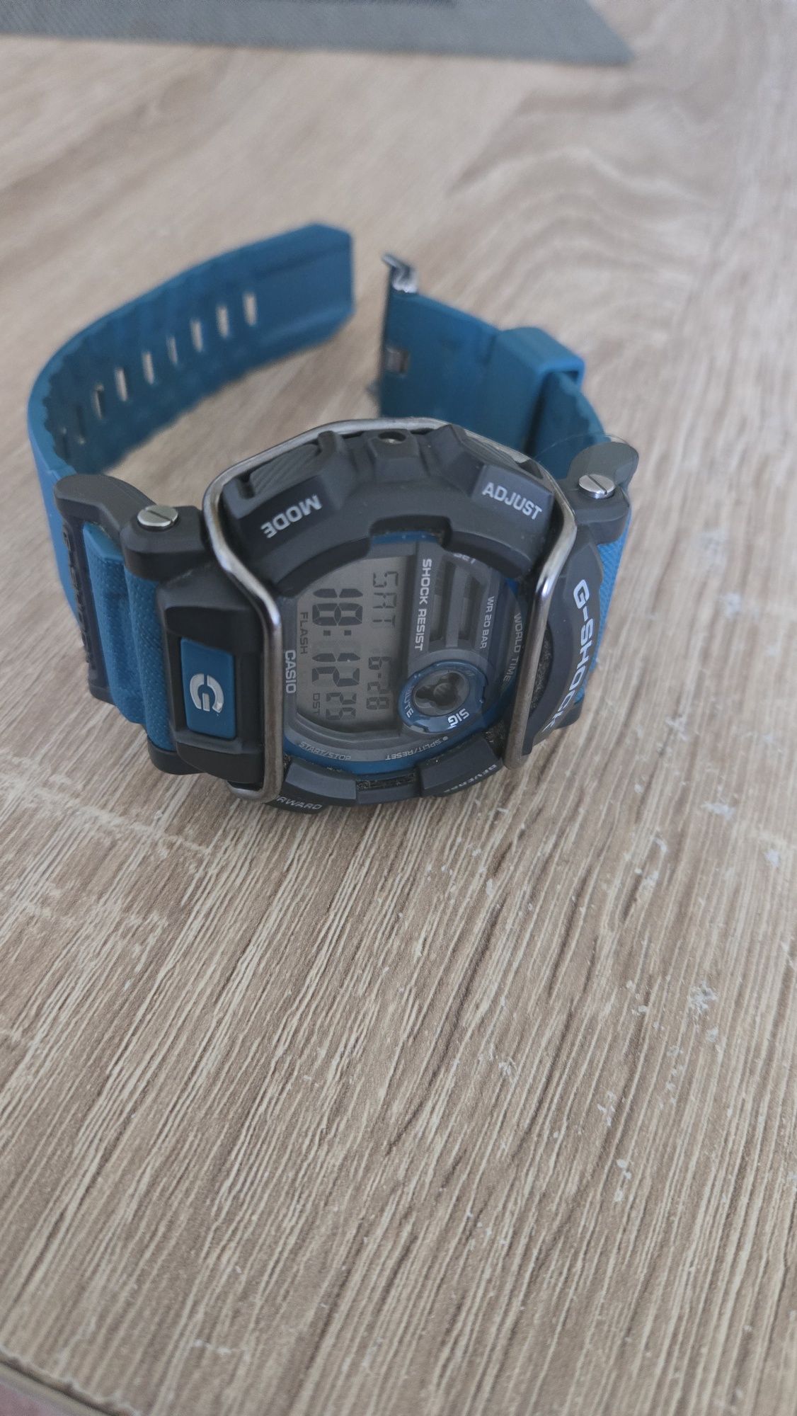 Casio g-shock GD-400 2ER