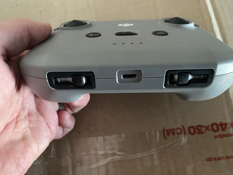 DJI  пульт керування